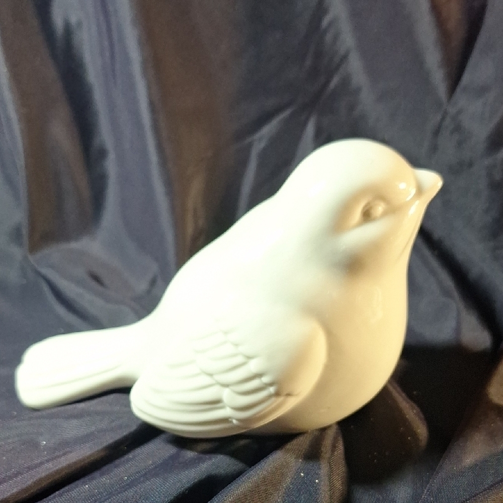 Ceramic Bird Figurine in Cream
